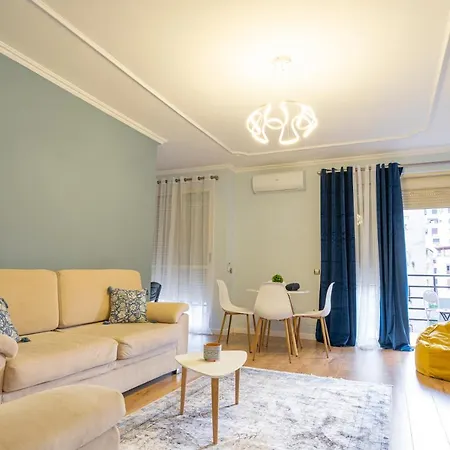 Cane New Bazaar Apartament