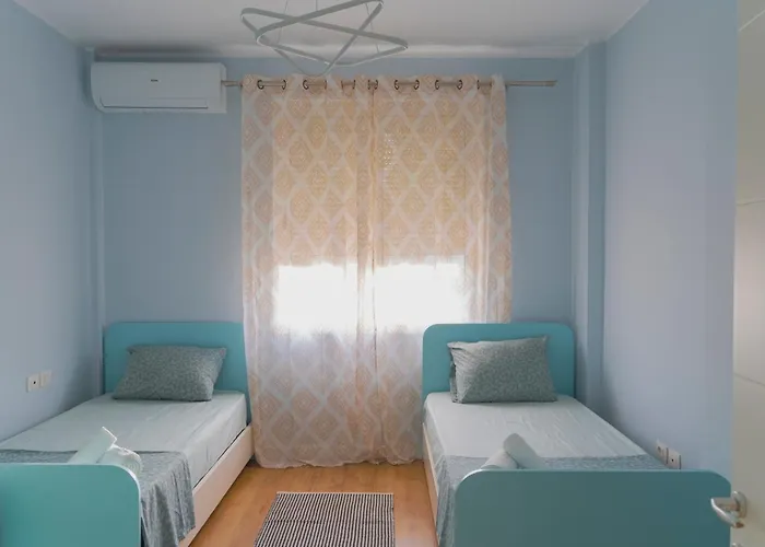 Cane New Bazaar Apartment *